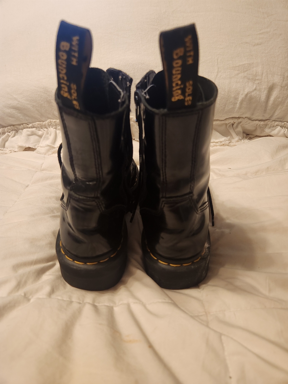 Dr. Martens Boots W 9.5 Or Mens 8 - Picture 3 of 8